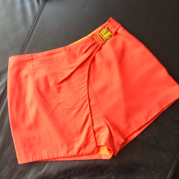 C/MEO COLLECTIVE SKIRT/SHORTS ALL IN ONE - Picture 2 of 5